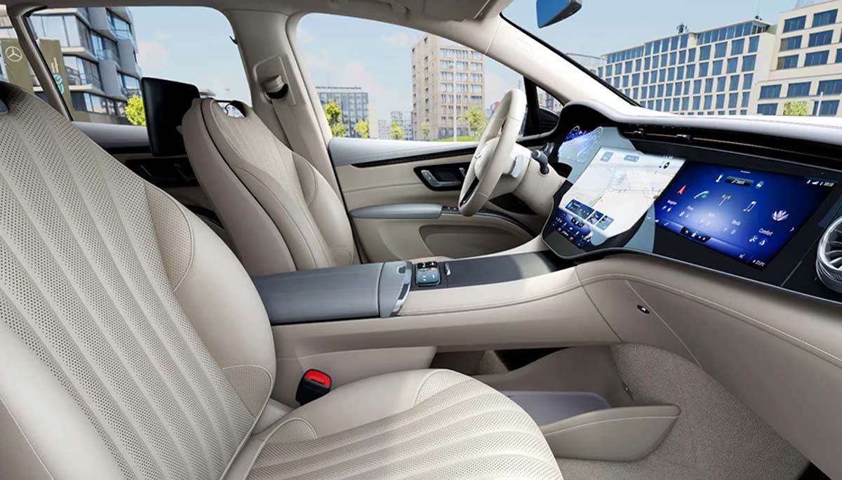 Mercedec-Benz EQS SUV Dashboard